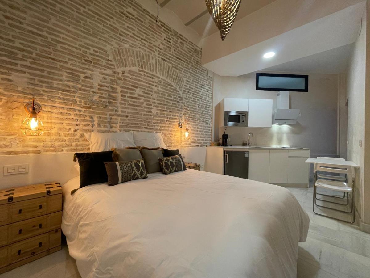 Adriano Apartments Севилья Экстерьер фото