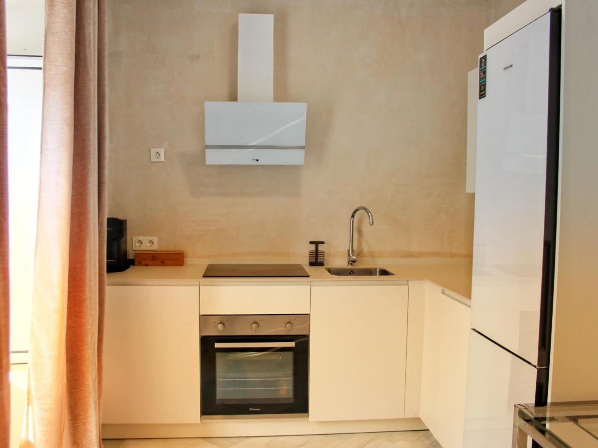 Adriano Apartments Севилья Экстерьер фото